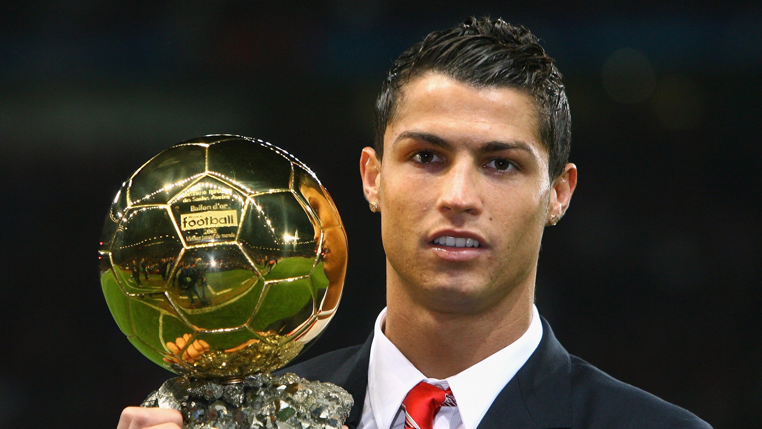 哈兰德的无球移动成为曼城进攻的关键，哈兰德和曼城