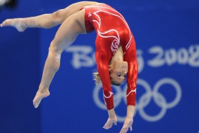 星空娱乐最新网址-胡志明市马拉松：越南跑者纪录再刷新，精彩无限！，越南胡志明市视频