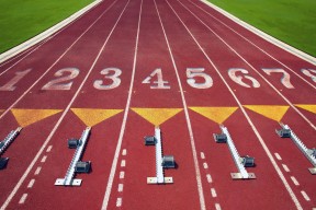 星空综合体育全站app-没库里就是二流？勇士逆境之战，掘金森科尔五小阵型激战到底，约基奇无缘三双的背后